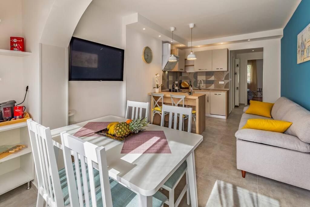 New Two Bedroom Apartment Maloni Pula Ngoại thất bức ảnh